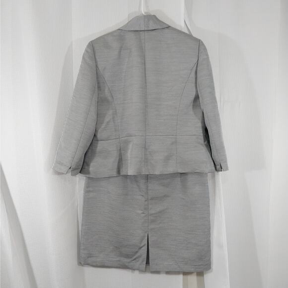 TAHARI! GLAMOROUS SILVER GRAY TEXTURED 2 PC SKIRT & JACKET, BLAZER SUIT! SZ 16 - Picture 7 of 12